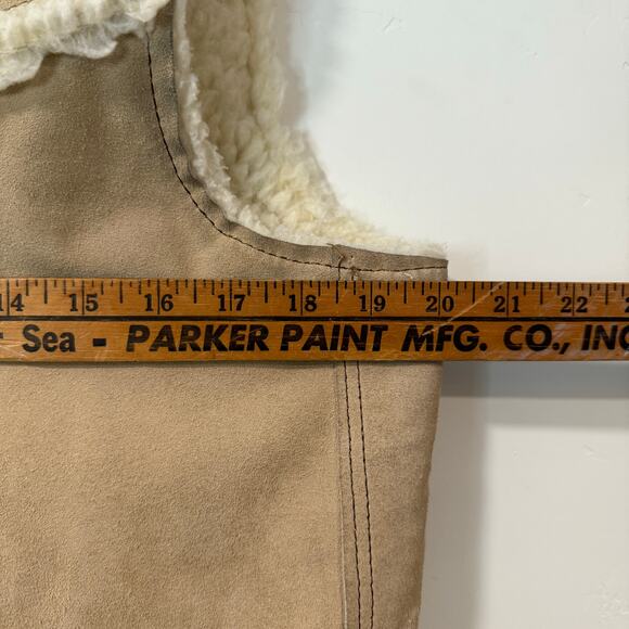Wrangler Unisex Vintage Suede Vest Western Snap Sherpa Lined Tan - Picture 7 of 8